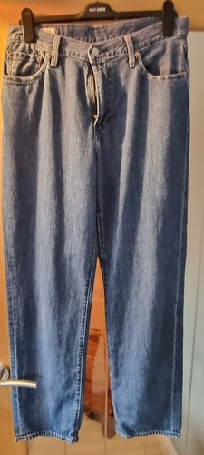 Mens levi jeans size 30w - levi,